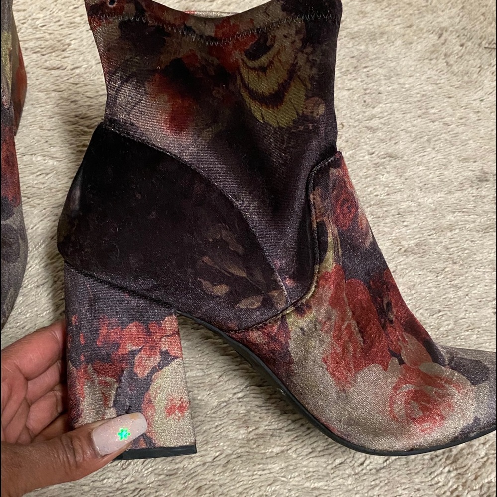 A New Day brand velvet boots Size US 11.